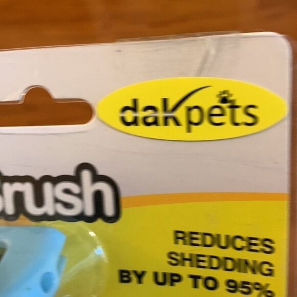 Professional Pet Brush bundle of FOUR reduces shedding by up to 95%. Resellers?! - Picture 5 of 8